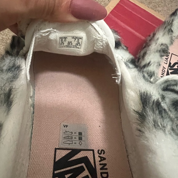VANS-SANDY LIANG FUR PLATFORM SLIP ONS *NWT* - Picture 10 of 11